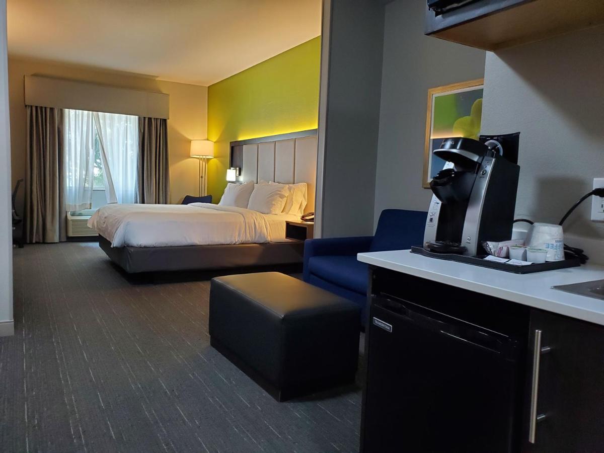 Holiday Inn Express Pearland By Ihg Exterior foto
